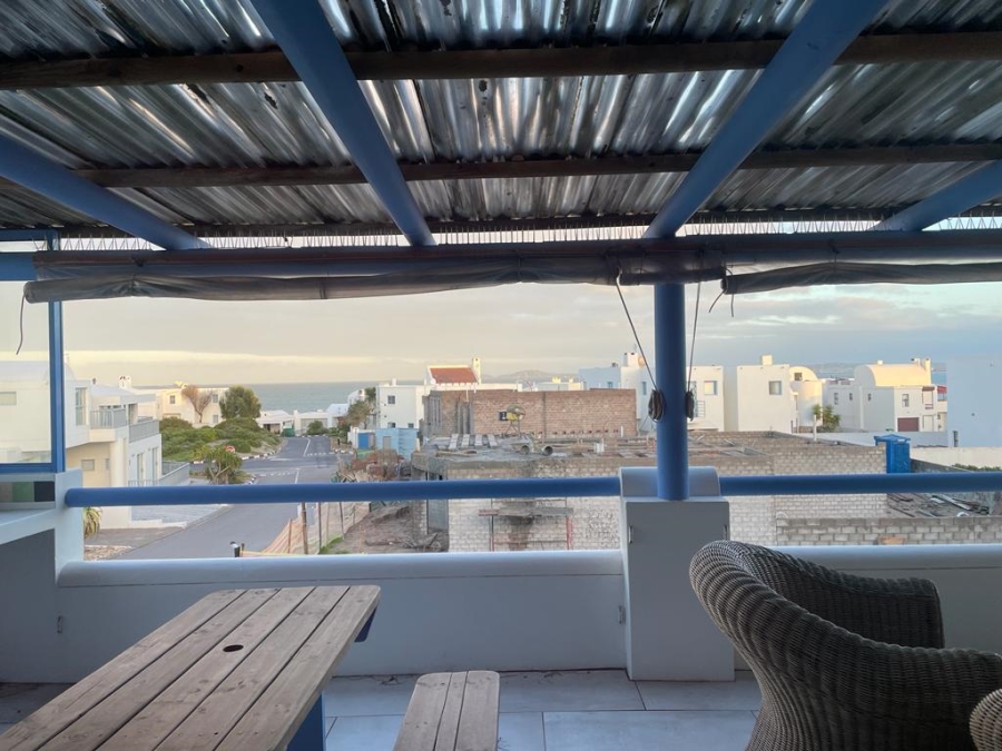 4 Bedroom Property for Sale in Paradise Beach Western Cape